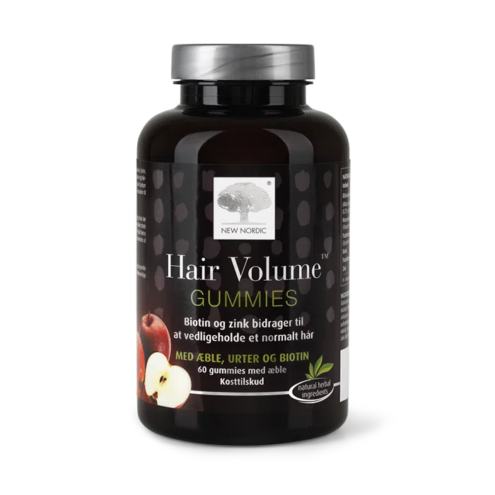 di_webpackshot_hairvolumeGUMMIES_60_dk_front New Nordic Hair Volume™-gummibonbons med æble, urter og biotin. Biotin og zink bidrager til at opretholde normalt hår.