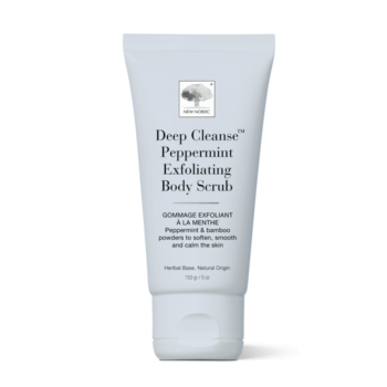 New Nordic Deep Cleanse™ Peppermint Body Scrub med pebermynte og bambus hjælper med at bevare en glat, blød og frisk hud.