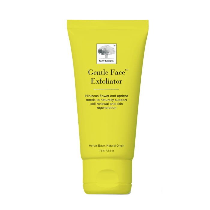 web_packshot_exfoliator_uk New Nordic Gentle Face™ Exfoliator med hibiscus og abrikoskerner, hjælper med at eksfoliere og forfine hudens overflade.